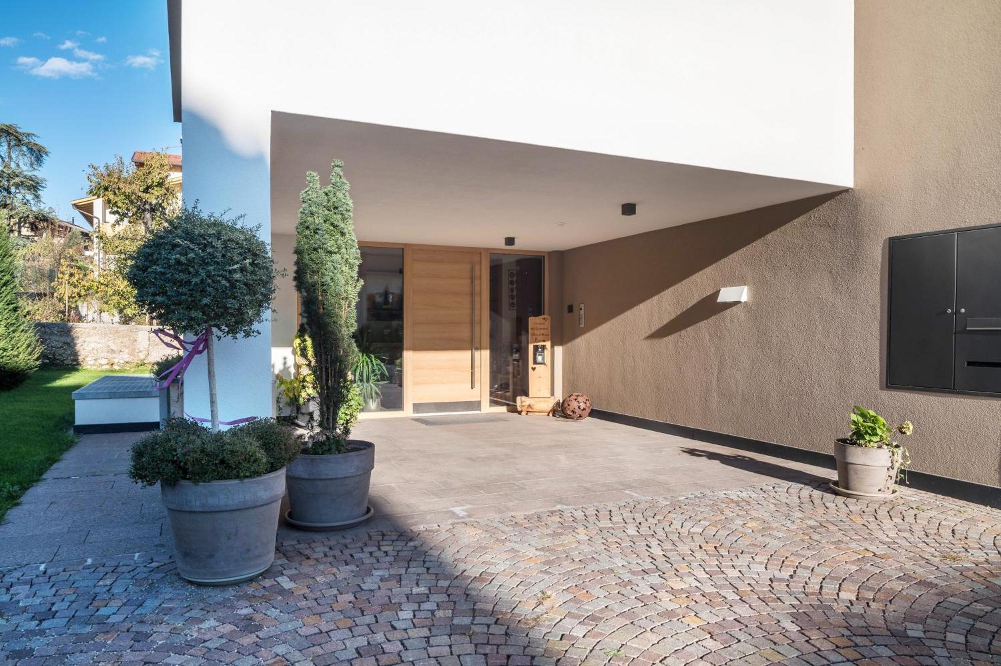 Ferienwohnungen Karin - Golden Termeno Exterior foto
